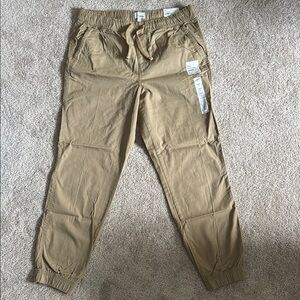 Men’s Tan Jogger Pants